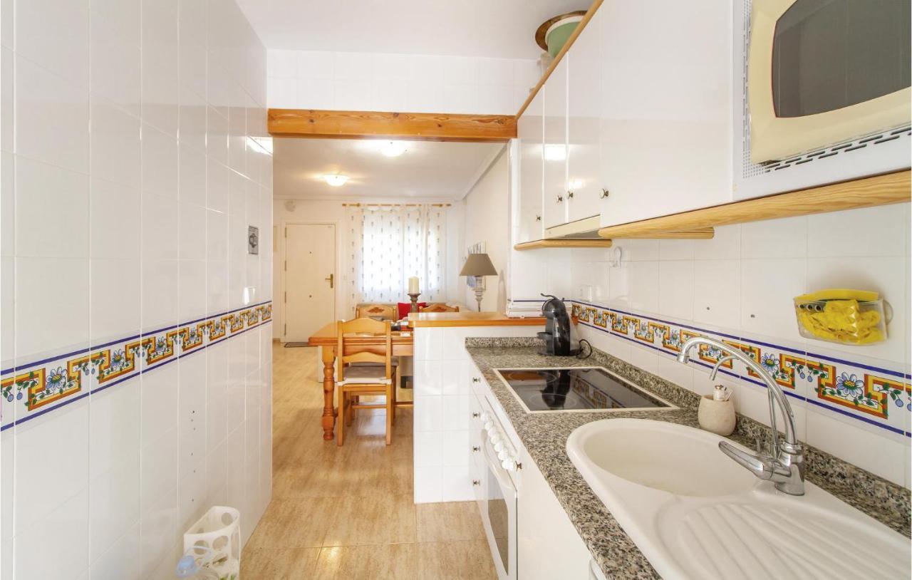 4 Bedroom Cozy Home In Pilar De La Horadada Extérieur photo